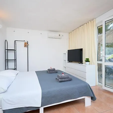 Apartment-the View דוברובניק